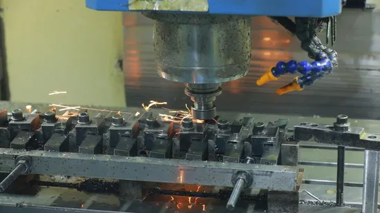 Head Replaceable Tool Holder for Grooving and Parting Lathe Cutting Tools Quick Change Different Inserts Face Grooving Tool Holders 